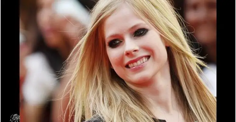 Avril Lavigne confirma concierto en Perú!