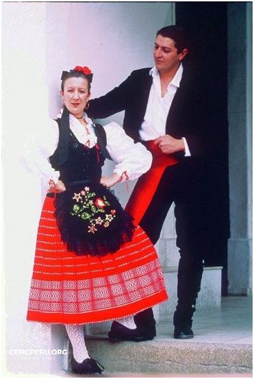 ¡Baila el Baile Tipico De Peru!