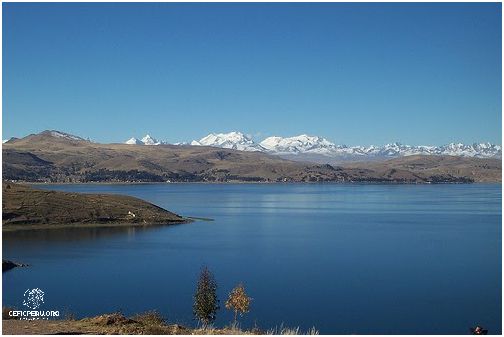 Descubre la Ubicación del Lago Titicaca en Perú