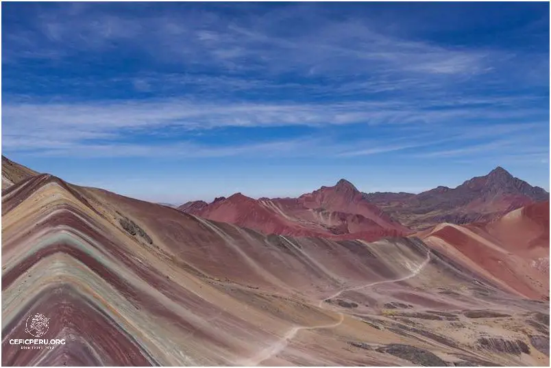 ¡Descubre la mística Montaña De 7 Colores Peru!