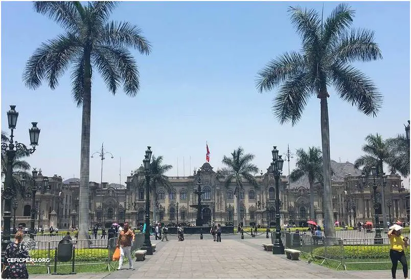 Visita la Impresionante Basilica Santa Rosa De Lima Peru!